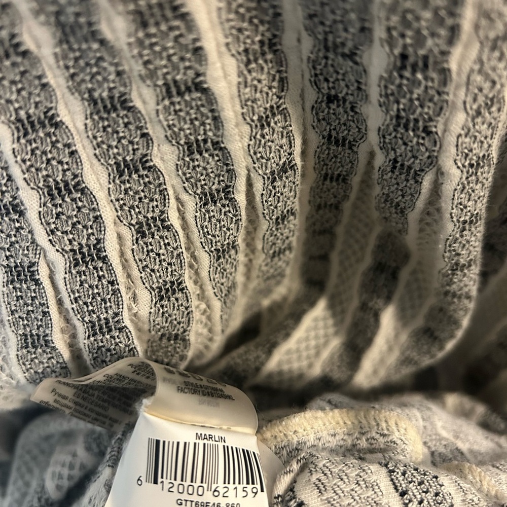 BCBG MaxAzria Striped Gray Dress - Picture 4 of 6